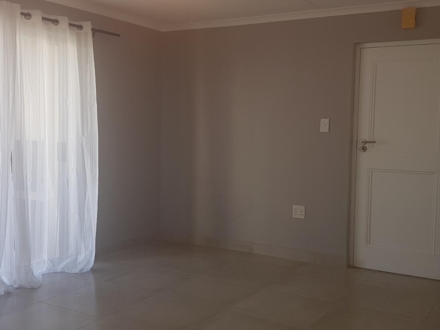 To Let 2 Bedroom Property for Rent in Big Bay Western Cape